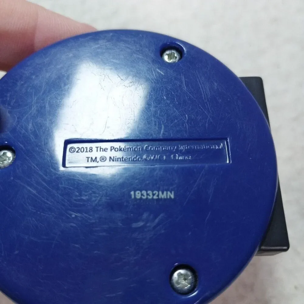 Pokémon Trainer Belt Buckle & Strap Replacement Part 2018 Poké Ball 19332MN